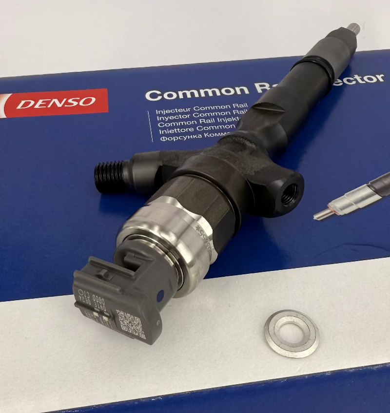 ✅ NOV injektor DCRI107780, 095000-7780, 23670-39316, 1950001160 DENSO za 🚙 TOYOTA. Naroči pregled in popravilo črpalke, injektorjev 📱+386 51 328 088.