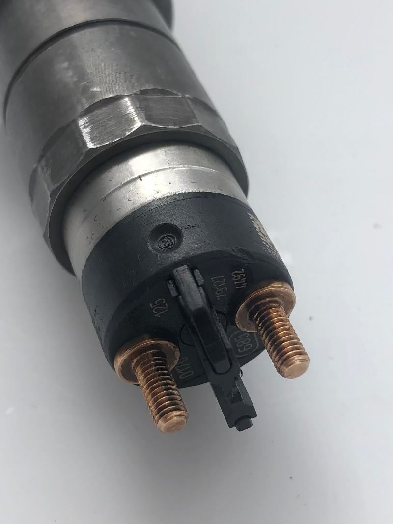 🔧 Obnovljena dizelska šoba 0445120125, 0986435560, 0445120236, 0445120029, 0986435522 BOSCH (KOMPLET x 6 kos.) z novimi vložkami, ventilami. Motor CUMMINS.📱+38651328088.