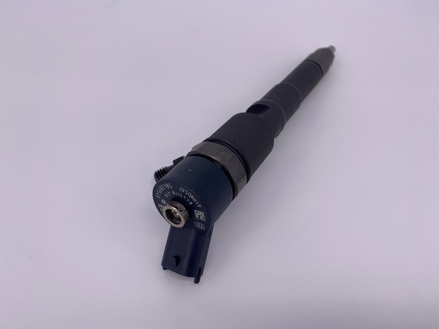 BOSCH Injektor 0445110418, 0445110520, 0986435212 2.3 Iveco, Fiat, OEM številka 504389548 5801594342
