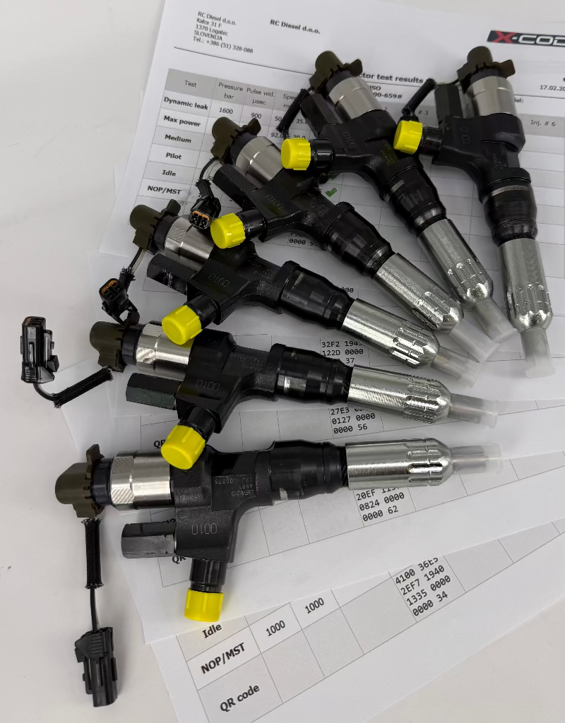 OBNOVLJEN 095000-6590, 095000-6593, 23670-E0010 DENSO injektor (KOMPLET x 6 k.), HINO motor, za 🚜 🚛 vsestranska tovorna vozila, bager, vlačilci. Pokliči +386 51 328088.